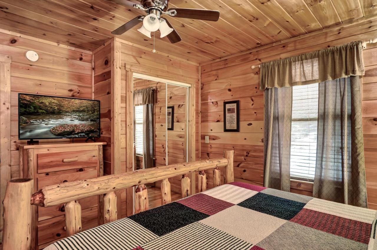 Villa Goldilocks' Honey Pot à Pigeon Forge Extérieur photo